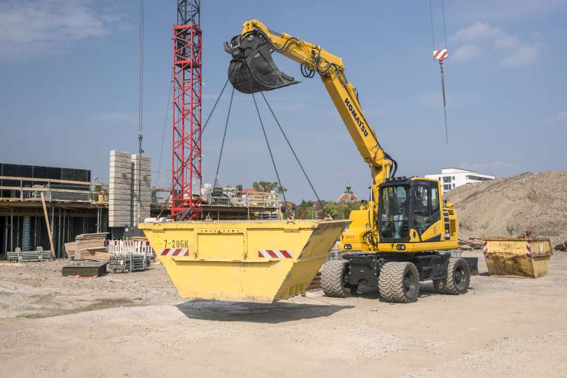 Komatsu PW148 Wheeled Loader skip