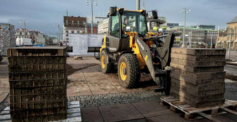 L25 Volvo Electric Loader