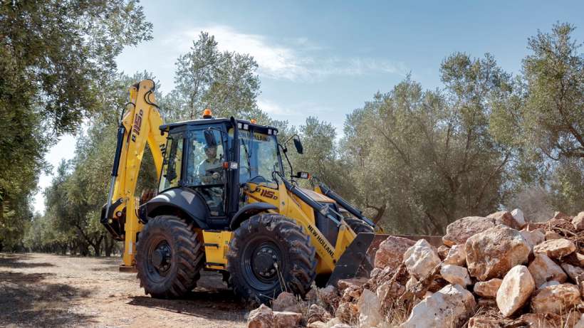 New Holland Backhoe 2022 D Series