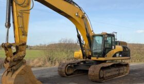 Used Caterpillar Tracked Excavator for Sale