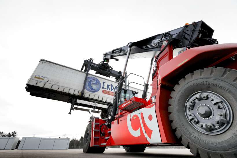 Kalmar Reach Stacker