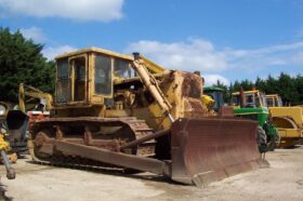 Caterpillar D8H bulldozer