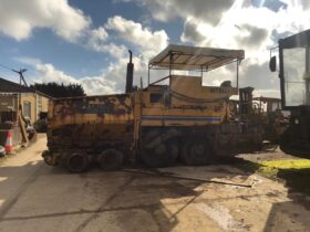 Bitelli / Caterpillar BB670 Asphalt Paver full