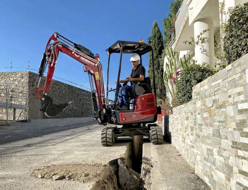 Yanmar Mini Digger