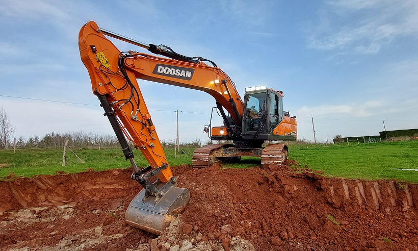 Doosan DX225LC-7X 