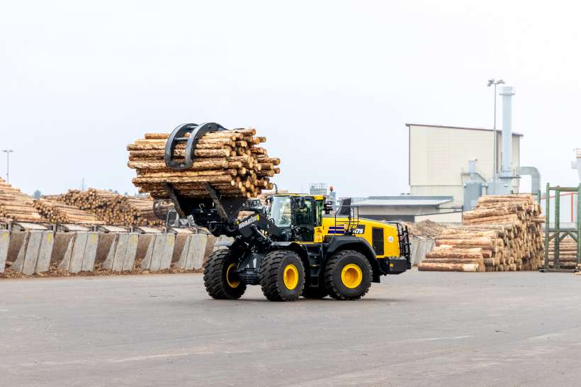 Komatsu WA475-10 wheel loader 