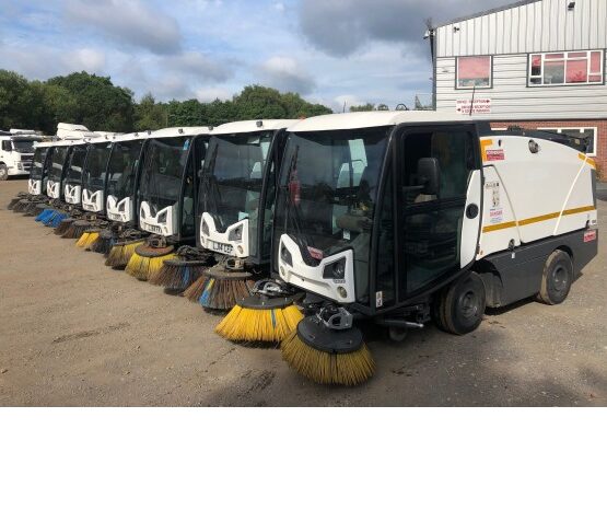 2014 JOHNSTON CX201 SWEEPER ROAD SWEEPER in Compact Sweepers full