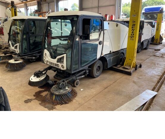2013 JOHNSTON CX201 ROAD SWEEPER in Compact Sweepers full