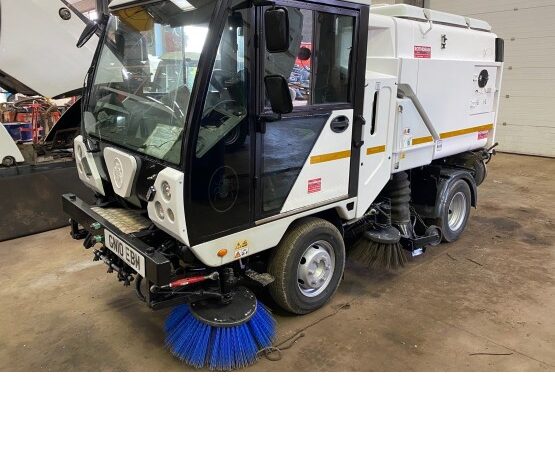 2010 SCARAB MINOR ROAD SWEEPER in Compact Sweepers