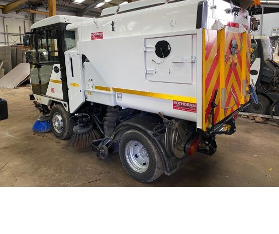 2010 SCARAB MINOR ROAD SWEEPER in Compact Sweepers full