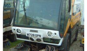 2000 JOHNSTON 5000 ROAD SWEEPER in Compact Sweepers