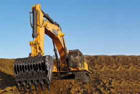 Case CX750D Crawler Excavator