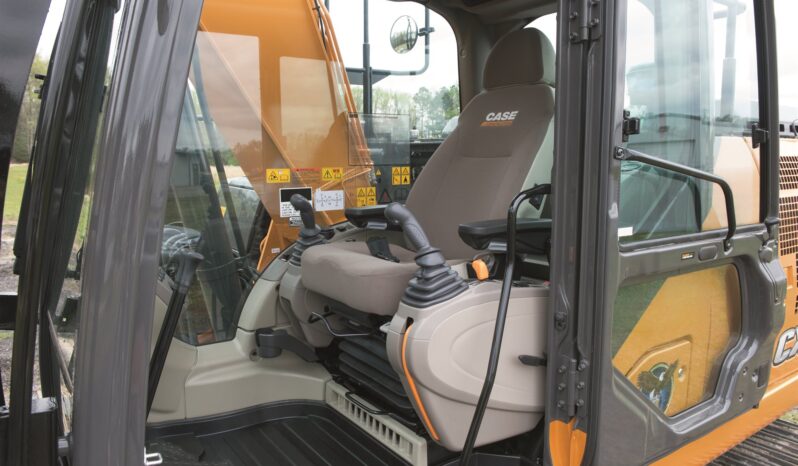 Case CX750D Crawler Excavator full