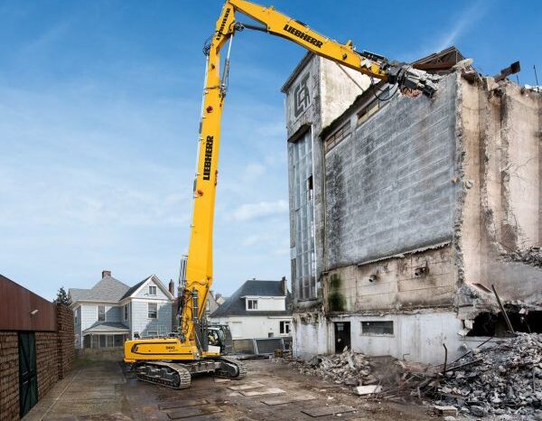 Demolition High Reach Excavators 18m to 30m