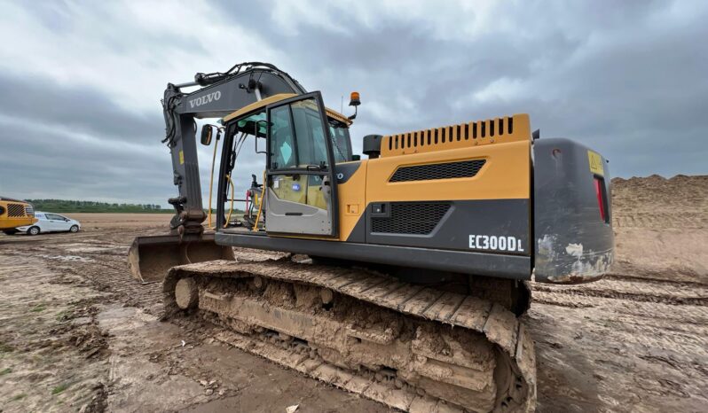 2014 Volvo EC300DL Excavator, 2014, for sale & for hire full