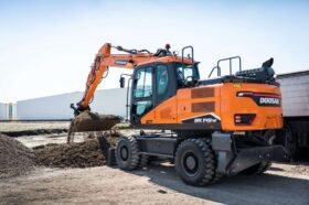 New Develon DX140W-7 Wheeled Excavators