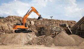 New Develon DX255LC-7 Tracked Excavators
