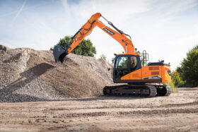 New Develon DX140LC-7 Tracked Excavators