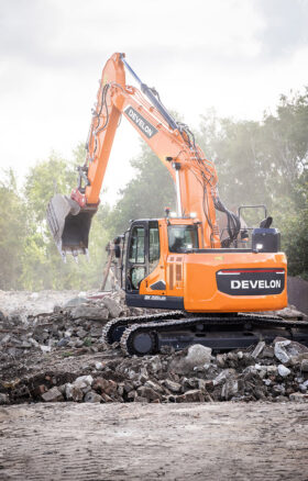 New Develon DX235LCR-7 Tracked Excavators full