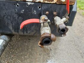 Ingersoll Rand 7/20 Compressor full