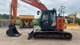 2021 HITACHI ZX135-6 WITH BLADE