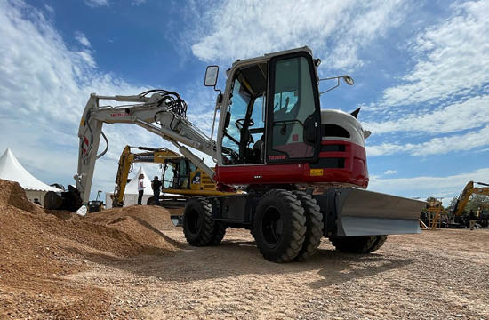 Takeuchi TB395W