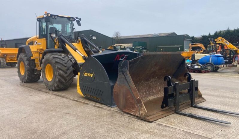 2017 JCB 435S Agri loading shovel and attachments