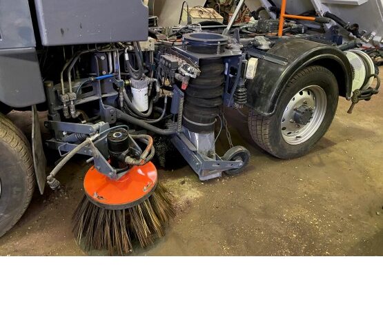 2018 SCARAB M25 ROAD SWEEPER in Compact Sweepers full