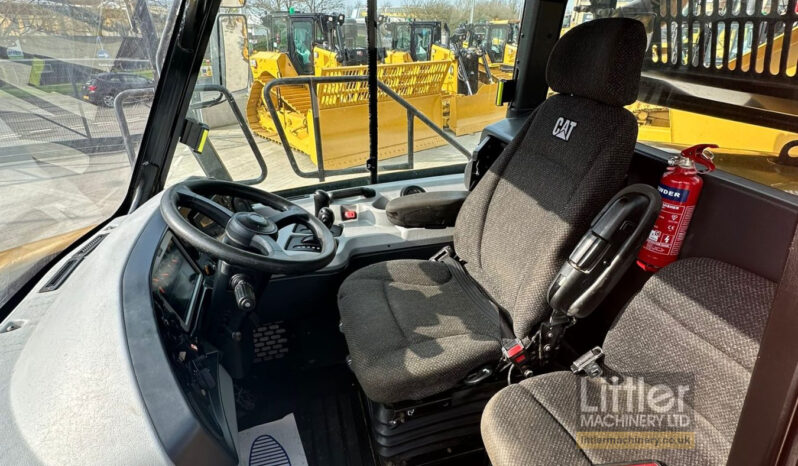 2018 CAT 725C2 full