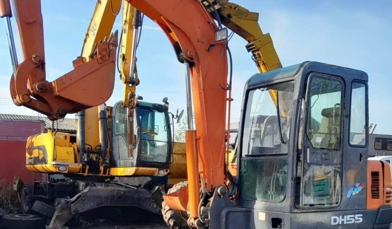 Doosan DH55 5.5 ton Mini Digger 1 bucket