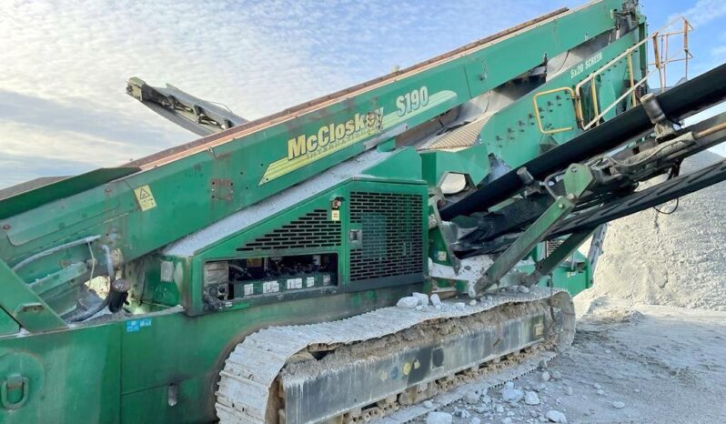 McCloskey S190 2 Deck Screen (Used) 2015 – 8600hrs full