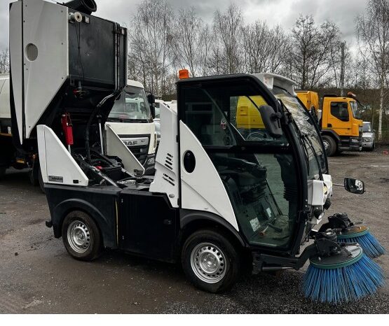 2018 JOHNSTON C101 ROAD SWEEPER in Compact Sweepers full