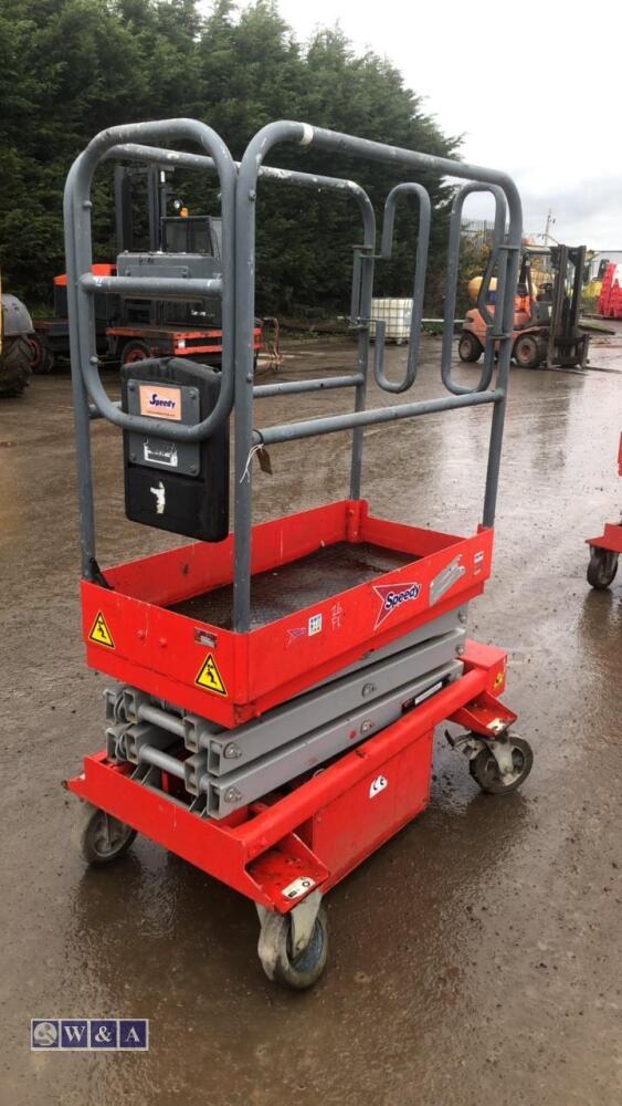 POP UP PUSH 10 pro manlift For Auction on: 2024-04-20 For Auction on 2024-04-20