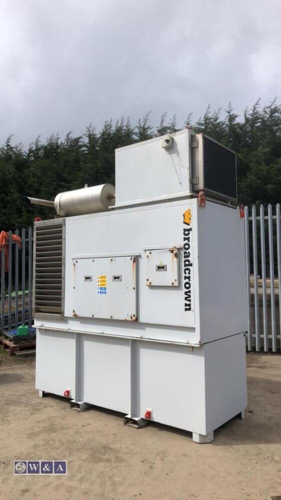 2015 BROADCROWN 40kva generator c/w long For Auction on: 2024-01-06 For Auction on 2024-01-06