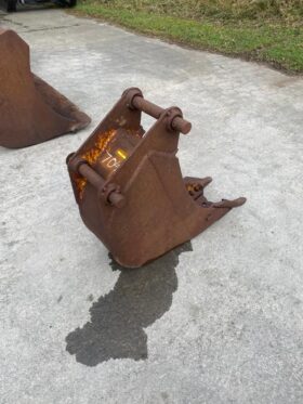 Digging Bucket, 7047 full