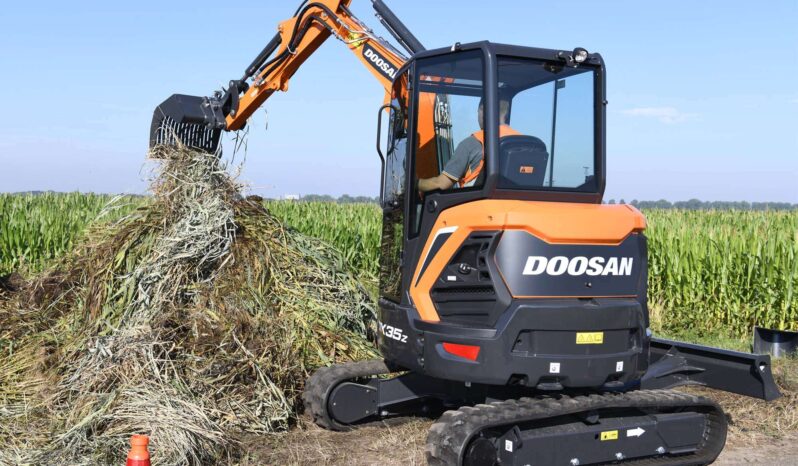 New 2025 Develon DX35Z Mini Excavators full