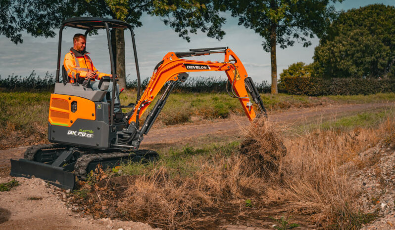 New 2025 Develon DX20Z Mini Excavators full