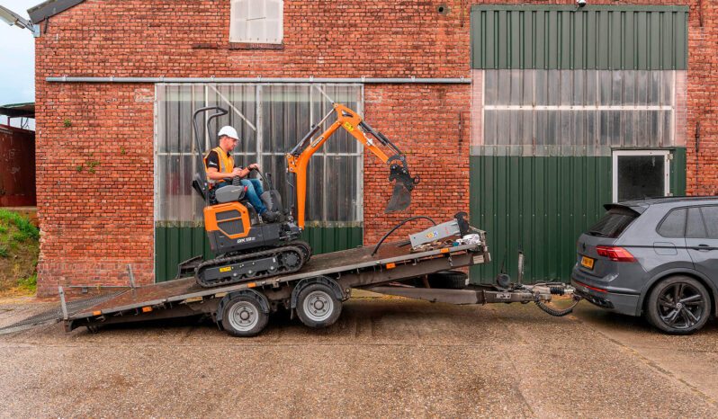 New 2025 Develon Mini Excavators full