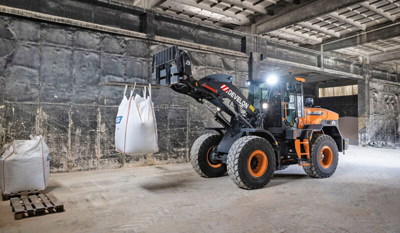 New 2025 Develon DL220-7 Wheeled Loaders full