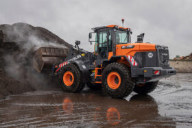 New 2025 Develon DL280-7 Wheeled Loaders