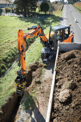 New 2025 Develon DX100W-7 Wheeled Excavators full