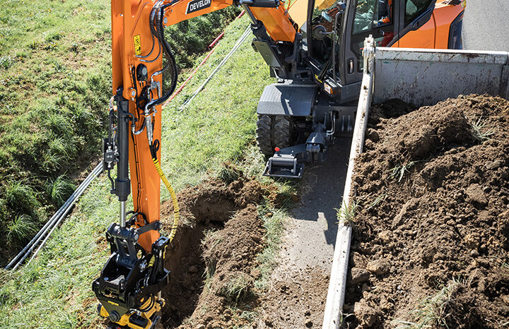 New 2025 Develon DX100W-7 Wheeled Excavators full