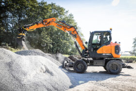 New 2025 Develon DX100W-7 Wheeled Excavators full