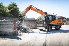New 2025 Develon DX160W-7 Wheeled Excavators