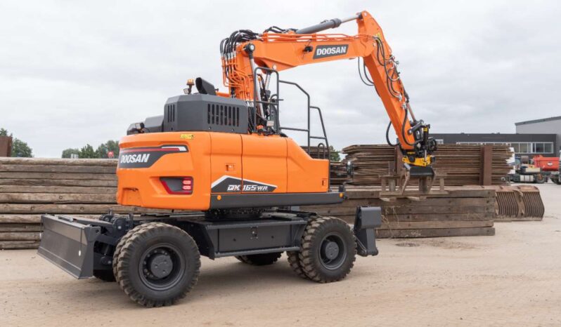 New 2025 Develon DX165WR-7 Wheeled Excavators full
