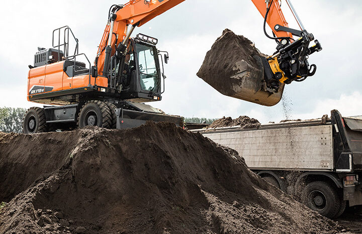 New 2025 Develon DX170W-7 Wheeled Excavators full