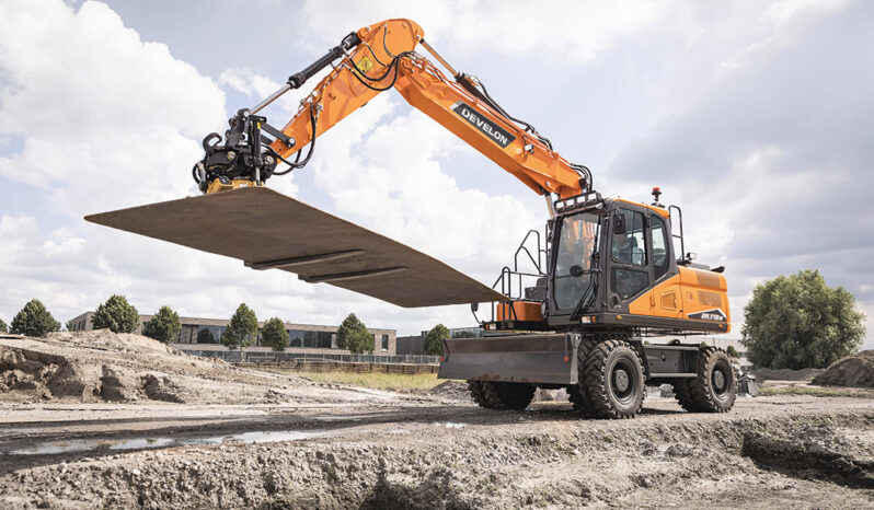 New 2025 Develon DX170W-7 Wheeled Excavators full