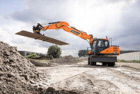 New 2025 Develon DX170W-7 Wheeled Excavators full