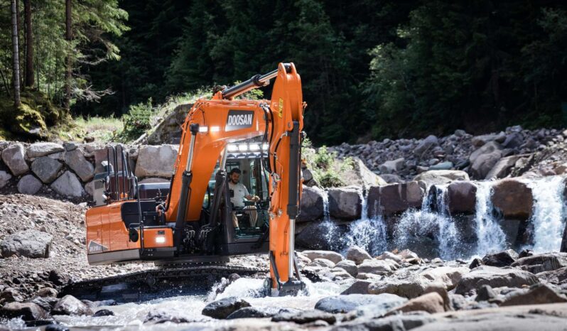New 2025 Develon DX210-7 Tracked Excavators