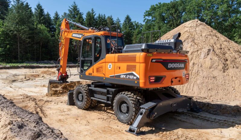 New 2025 Develon DX210W-7 Wheeled Excavators